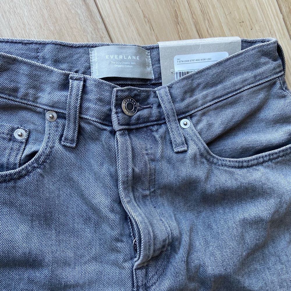 Everlane The 90s Cheeky Jean Acid Washed Grey Ankle Crop High Rise NWT - Picture 4 of 5